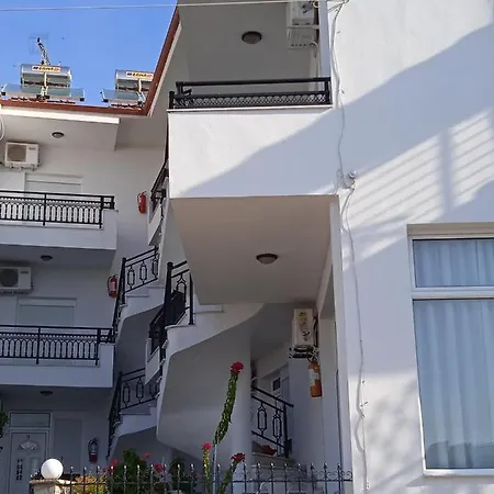 Chrissa شقة فندقية