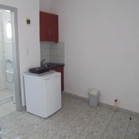 Chrissa 3* يميناريا