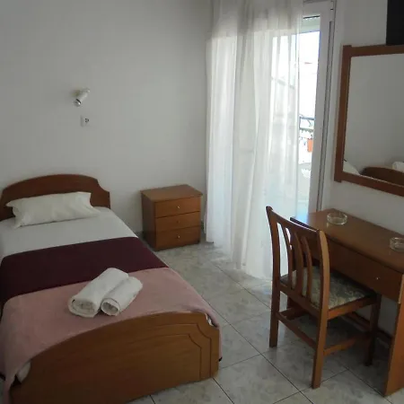 Chrissa 3* يميناريا