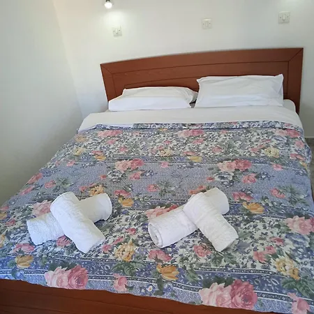 Chrissa 3* يميناريا